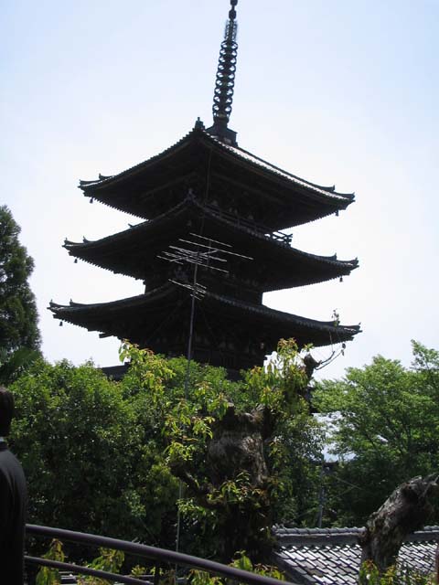 八坂の塔を見ながらデザートを