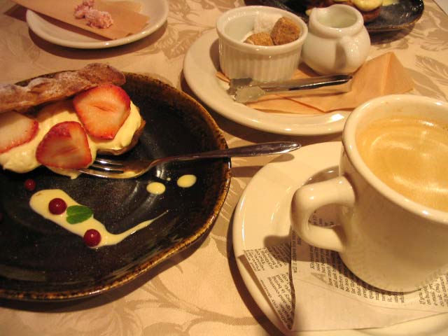 デザートとコーヒー
