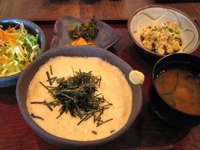雑穀とろろめし膳
